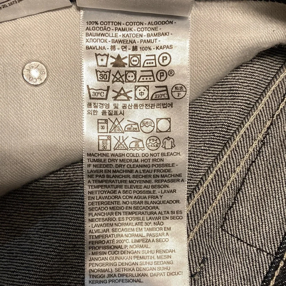 NWT Levi’s 505 Straight Fit 38W x 32L - Picture 9 of 16